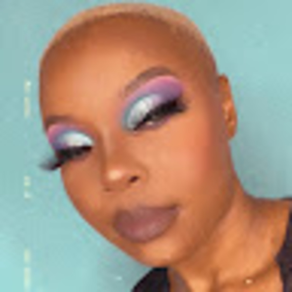 Meet your Posher, Miss keya